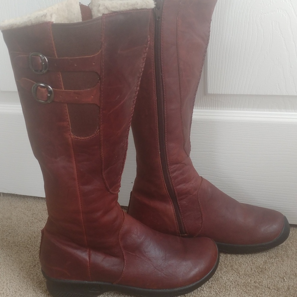 Keen boots, size 7.5